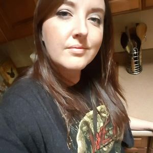 Meet your Posher, Leigh